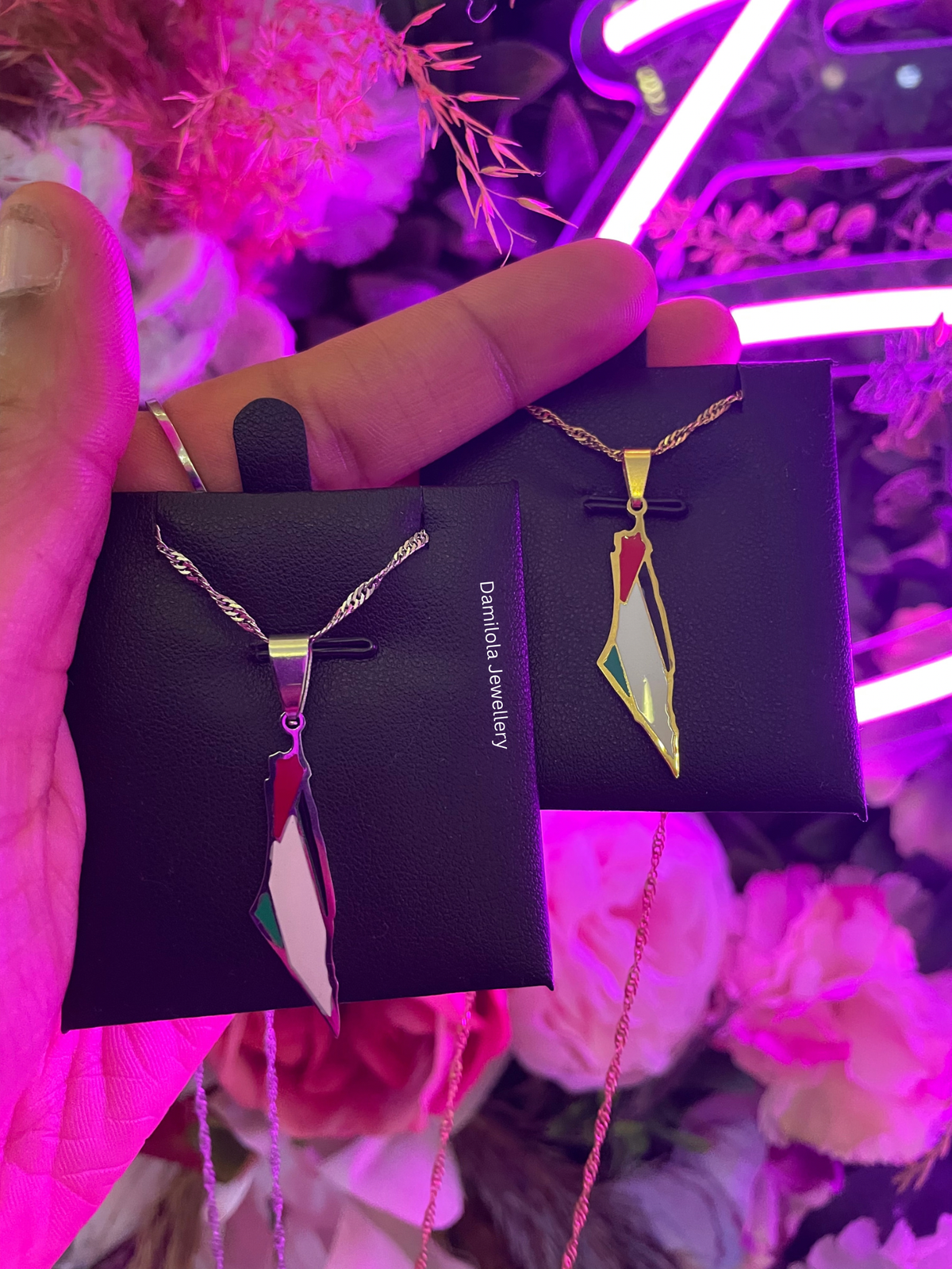 Palestine Flag Necklace gold - silver - Wear Yaani