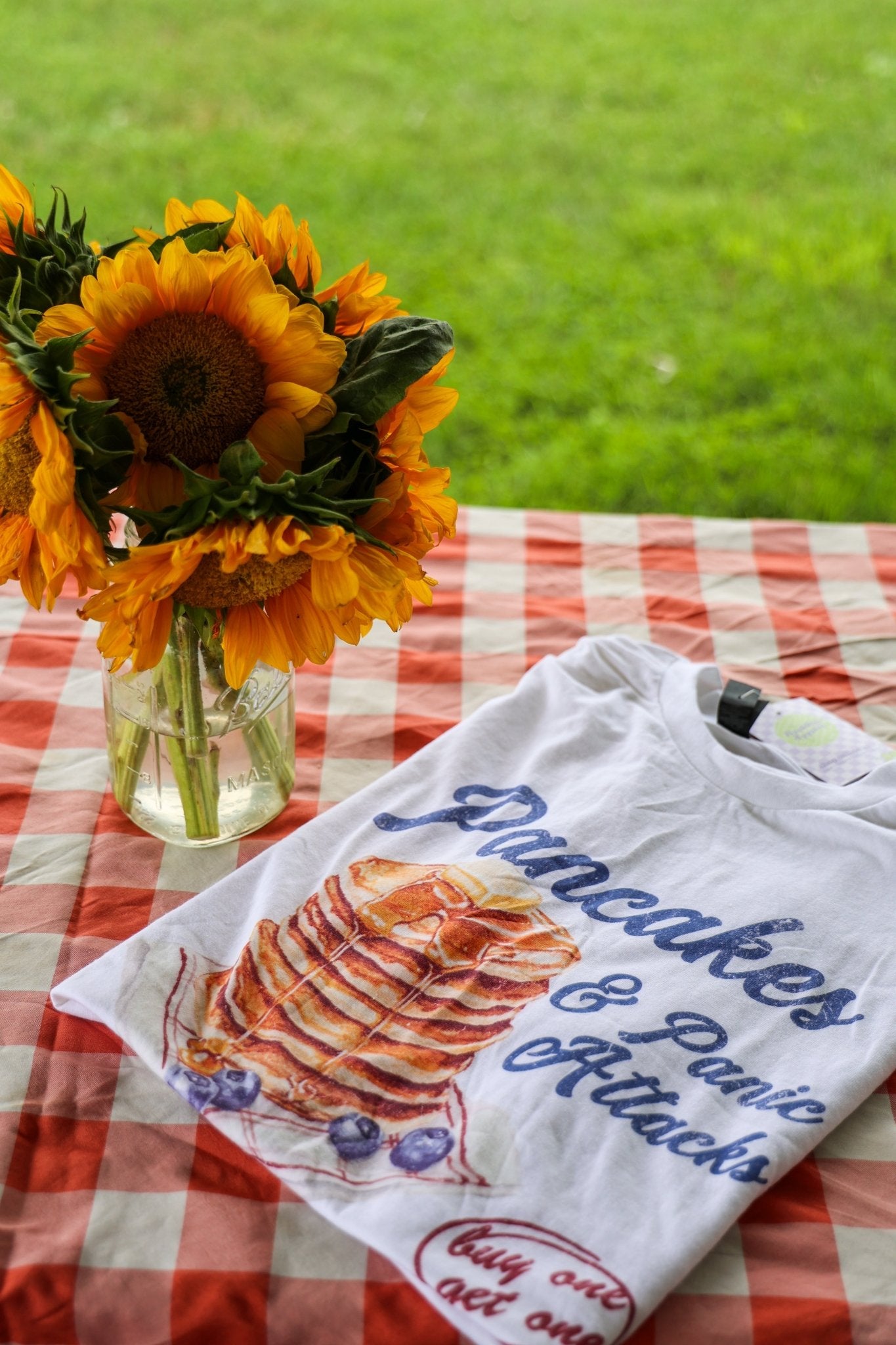 Pancakes & Panic Attacks printed tee - Wear Yaani